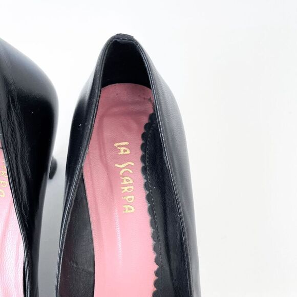 La Scarpa Womens Leather Ruched Pointed Toe Kitten Heel Slip-on Pumps Black 37 - Picture 4 of 8